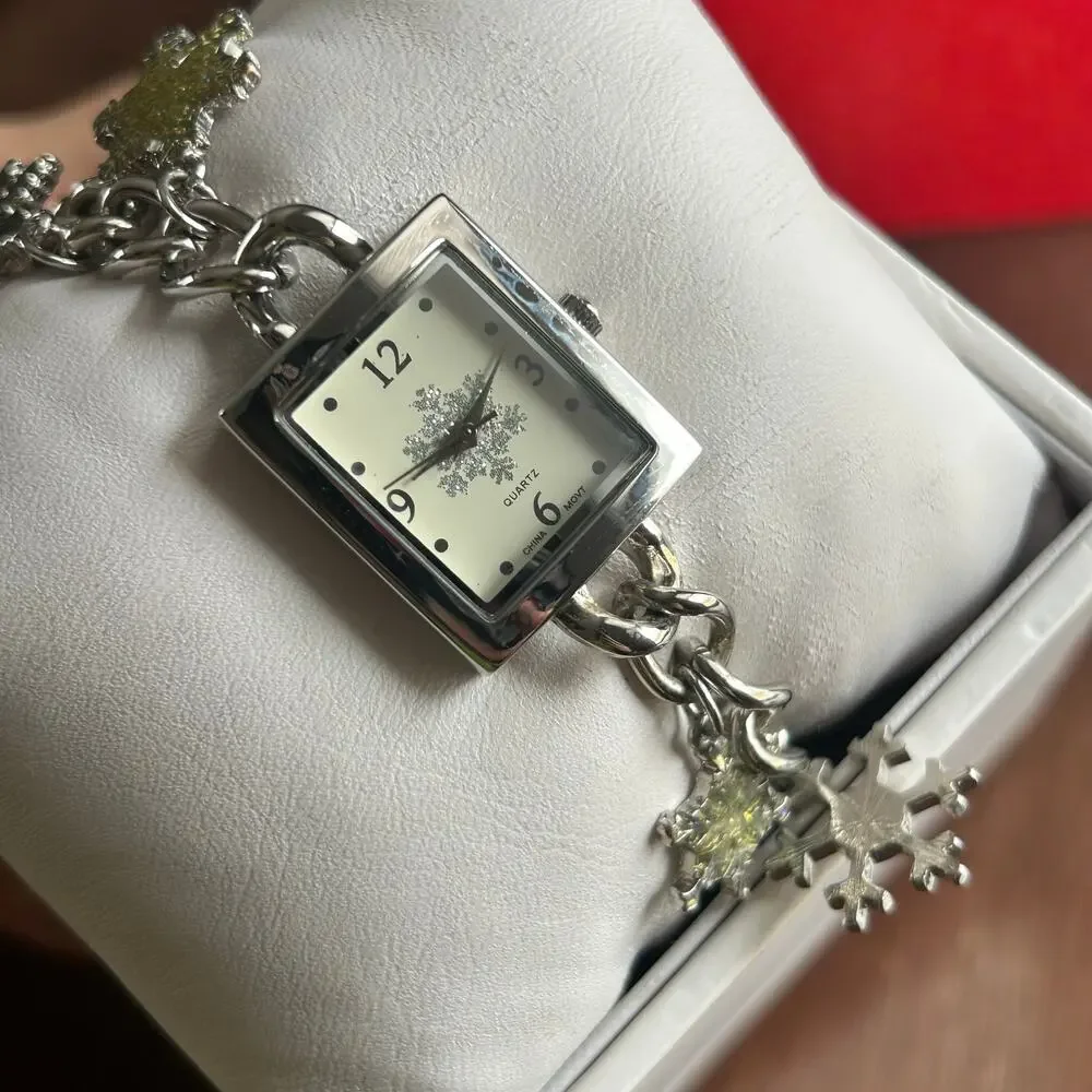 Women’s Charm Bracelet Watch Silver Snowflakes in a Box Working New Battery